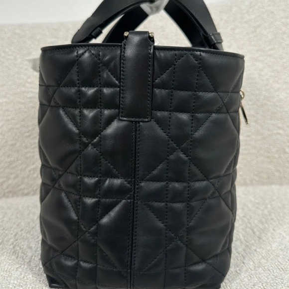 Authentic DIOR Medium Dior Toujours Bag Black Macrocannage Calfskin - Picture 2 of 14
